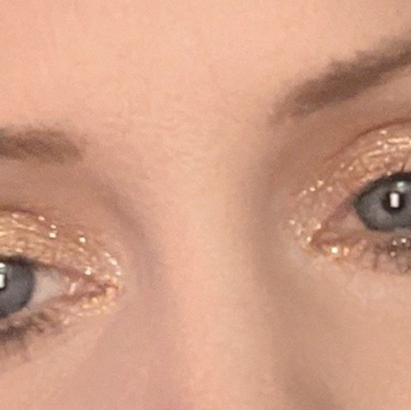 Meet your Posher, Jennifer - Picture 1 of 1